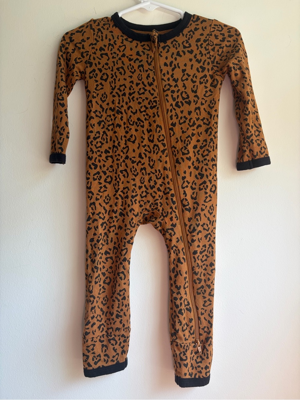 Kyte Baby Bamboo Zippy Leopard Print 12-18M EUC Animal Print Safari Earthy Chic